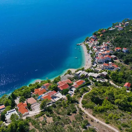 Apartamento One-bedroom In Krvavica