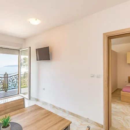 One-bedroom In * Krvavica